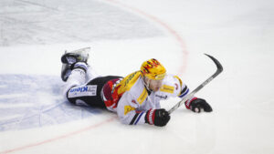 Wallmark schiesst Fribourg zum Break