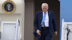 Trump sauer auf Putin – Droht Moskaus Ölkunden mit Zöllen