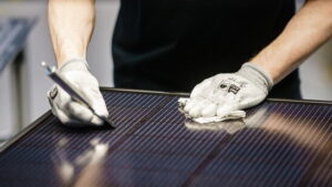 Meyer Burger führt Kurzarbeit in Solarzellenwerk in Thalheim ein