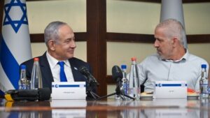 Gericht: Israels Geheimdienstchef bleibt vorerst im Amt
