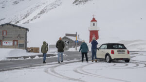 Strasse über den Oberalppass trotz Schnees wieder offen