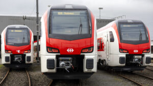 Stadler liefert sieben Flirt-Züge nach Schweden
