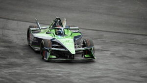 Buemi belegt in Tokio den 4. Platz