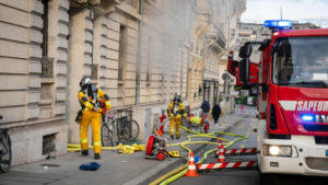 Frau erleidet Rauchverletzung nach Brand in Genf