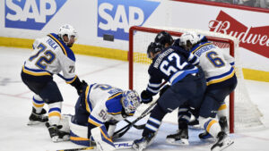 Nino Niederreiter mit Winnipeg in extremis weiter