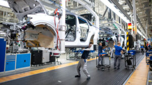 Plus in Autobranche: Auftragspolster der deutschen Industrie wächst