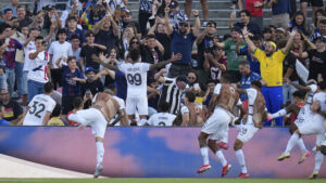 Botafogo holt PSG auf den Boden zurück