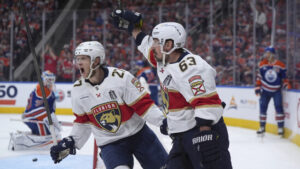Florida Panthers ein Sieg vor erfolgreicher Titelverteidigung
