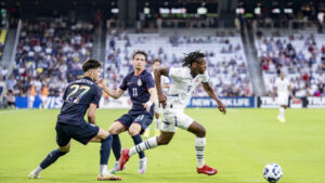 Startelfdebütant Johan Manzambi begeistert