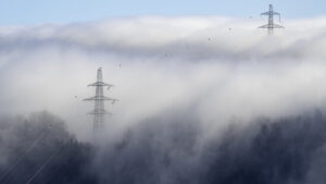 Nationalratskommission will Stromleitungen im Freien statt im Boden