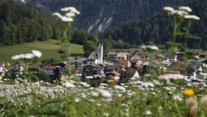 Bündner Dorf Valendas zum «Best Tourism Village» erkoren