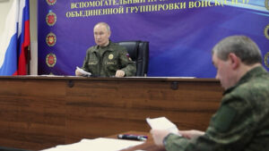 Putin lobt Fronterfolge und atomare Langstreckenrakete