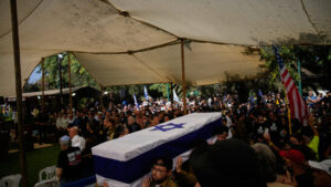 Hamas übergibt Leiche – angeblich 2014 verschleppter Soldat