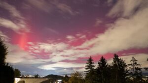 Polarlichter über der Schweiz wegen starkem Sonnensturm
