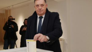 Vertrauter Dodiks gewinnt Wahl in serbischem Teil Bosniens