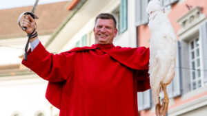 Zwölf Hiebe nötig bei der Gansabhauet in Sursee LU