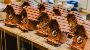 Schwarzwälder wollen Kuckucksuhr als Kulturerbe schützen