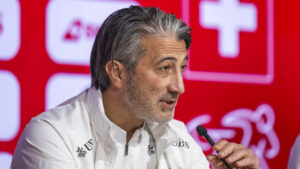 Yakin hält sich vor dem Spiel gegen Schweden bedeckt