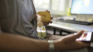 Schweizer Babys werden länger gestillt als früher