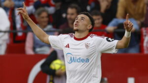 Vargas schiesst Sevilla zum Sieg