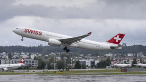 Flughafen Zürich auch im November mit mehr Flugbewegungen