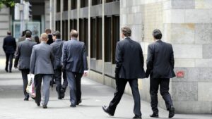 Schwindendes Jobangebot und mehr Arbeitslose im Bankensektor