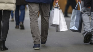 In der Schweiz wollen 2026 viele Konsumenten weniger Geld ausgeben