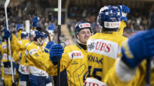 Davos folgt US-College-Team in den Final