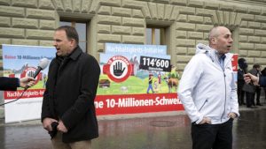 Parlament empfiehlt Nein zur SVP-Zuwanderungsinitiative