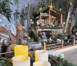 Weihnachtskrippe ist wieder geöffnet