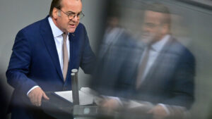 Deutscher Bundestag beschliesst Gesetz für neuen Wehrdienst