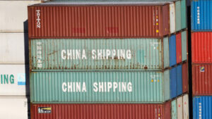 Chinas Exporte ziehen wieder deutlich an