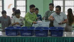 «Scheinwahl» in Myanmar: Junta will Macht legitimieren