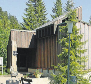 Bergkirche Rigi Kaltbad soll Schule werden