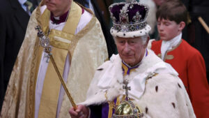 Essensanschlag auf die Kronjuwelen: Protest mit Vanillesosse