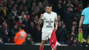 Arsenal gewinnt Spitzenspiel gegen Aston Villa souverän