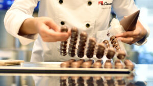 Barry Callebaut verkauft erneut massiv weniger Schokolade