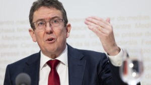 Bundesrat Rösti stellt Argumente gegen staatlichen Klimafonds vor