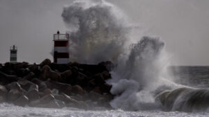 Ein Toter bei Sturm «Kristin» in Portugal