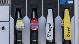 Spritpreise schwanken von Region zu Region stark