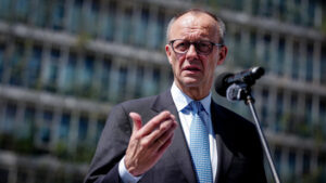 Merz rechnet mit baldigem Ende der iranischen Staatsführung