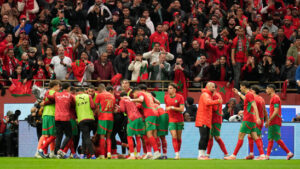 Marokko müht sich in die Viertelfinals