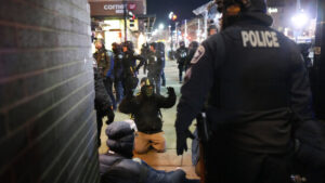 UN-Chef zu Minneapolis: Einsatzkräfte müssen sich zurückhalten