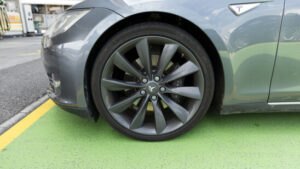 Tesla stellt Produktion der Modelle S und X ein