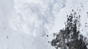 Lawinen verlieren bei hohem Tempo ihre Pufferwirkung