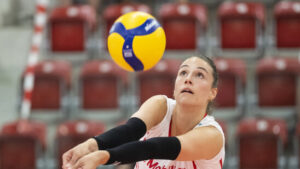 Schweizer Internationale Lengweiler nach Japan