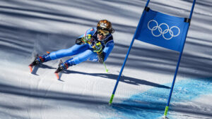 Brignone auf Gold-Kurs, Rast zurück