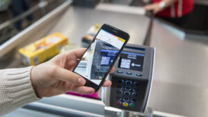 Umfrage: Smartphone überholt Karte als beliebtestes Zahlungsmittel