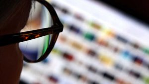 Kritik am Gesetzesvorschlag zur Regulierung von Tech-Plattformen