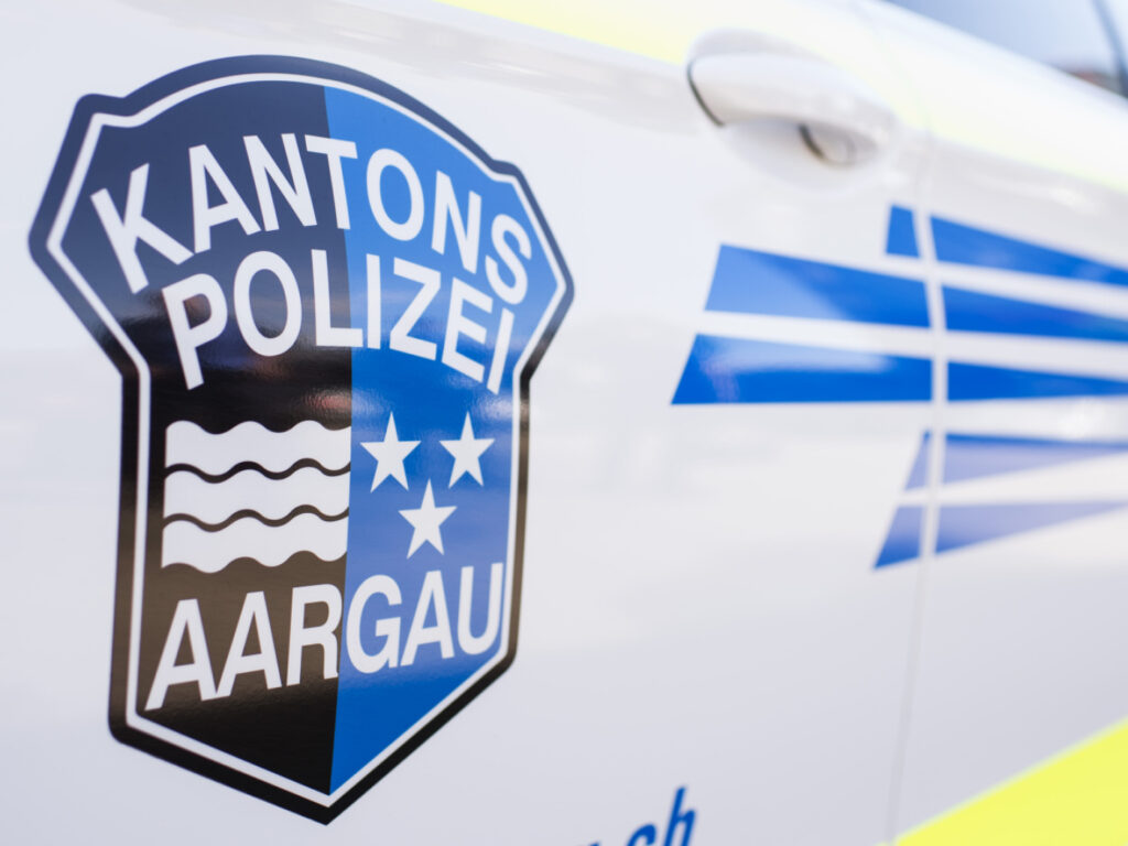 Mann tötet Frau in gemeinsamer Wohnung in Birr AG